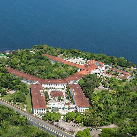 Hotel Tropical マナウス エクステリア 写真 Aerial view of the resort