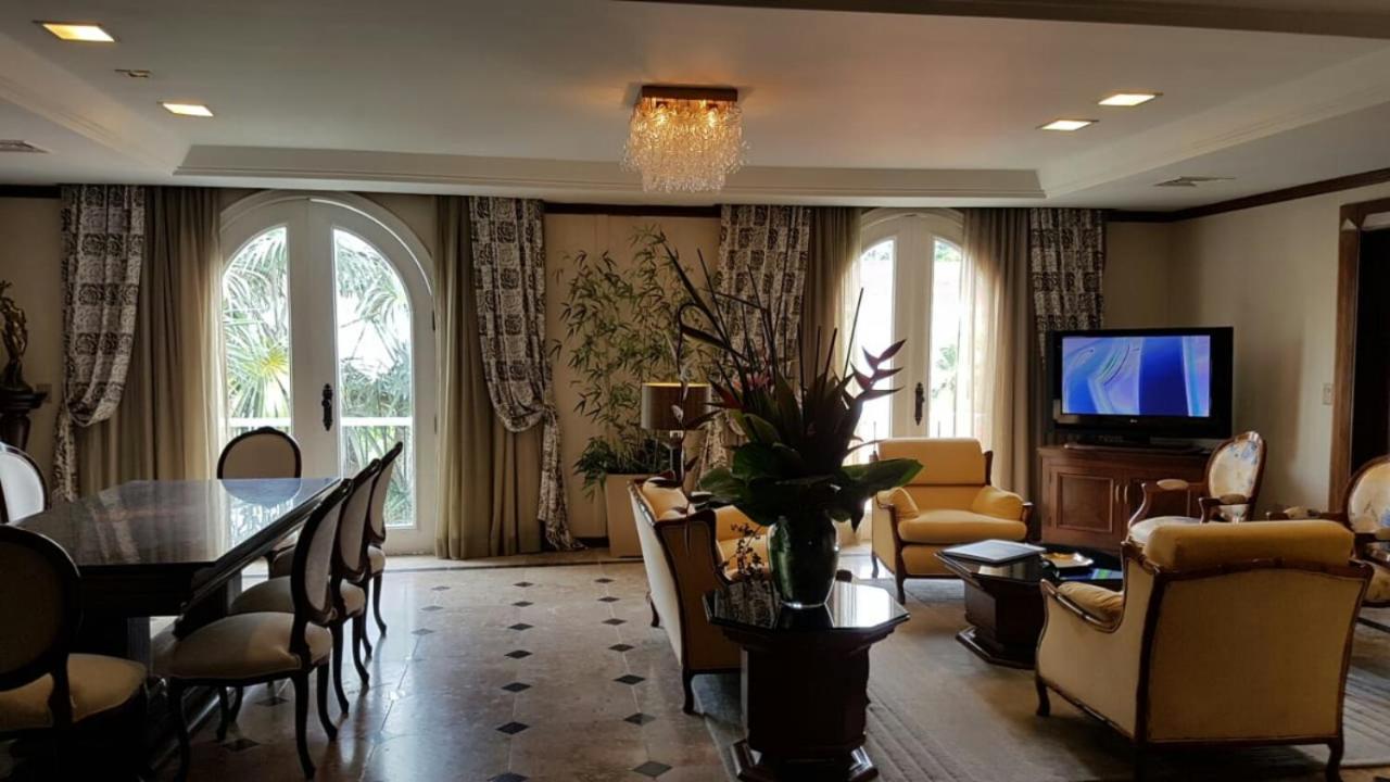 Hotel Tropical マナウス エクステリア 写真 A suite at the Four Seasons Hotel
